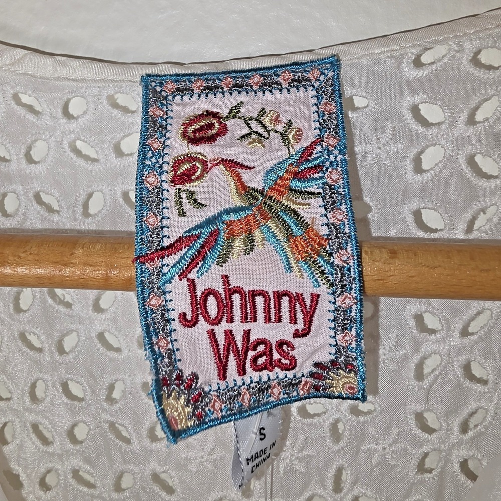 Johnny Was 100% Silk White Eyelet Tiered Maxi Dress No Slip Sz S Beach Coverup - Picture 3 of 12